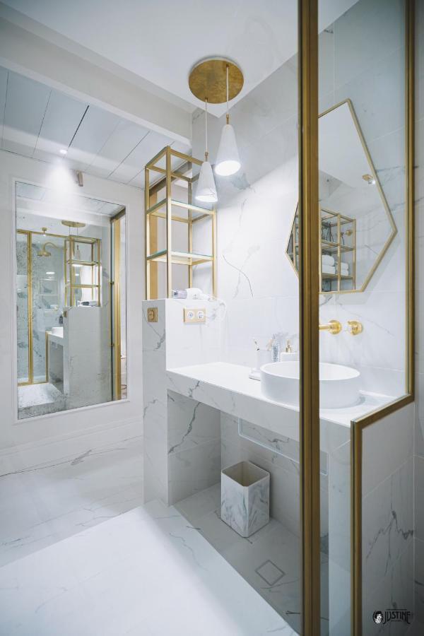 Suite Kintsugi By Justine Apartments Apartamento Turistico En Madrid Rio Kültér fotó